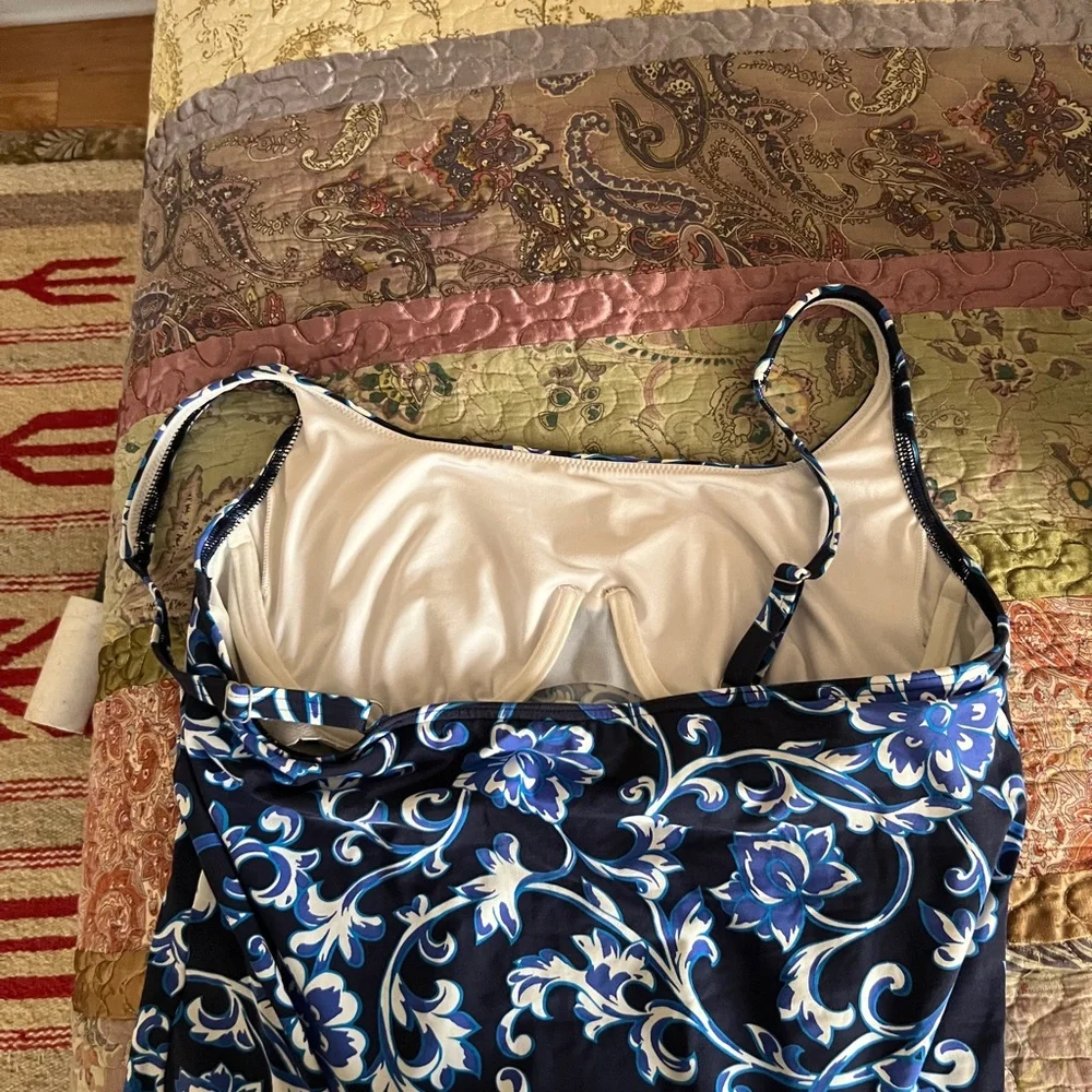 Lands End tankini top size 12 - Picture 6 of 10